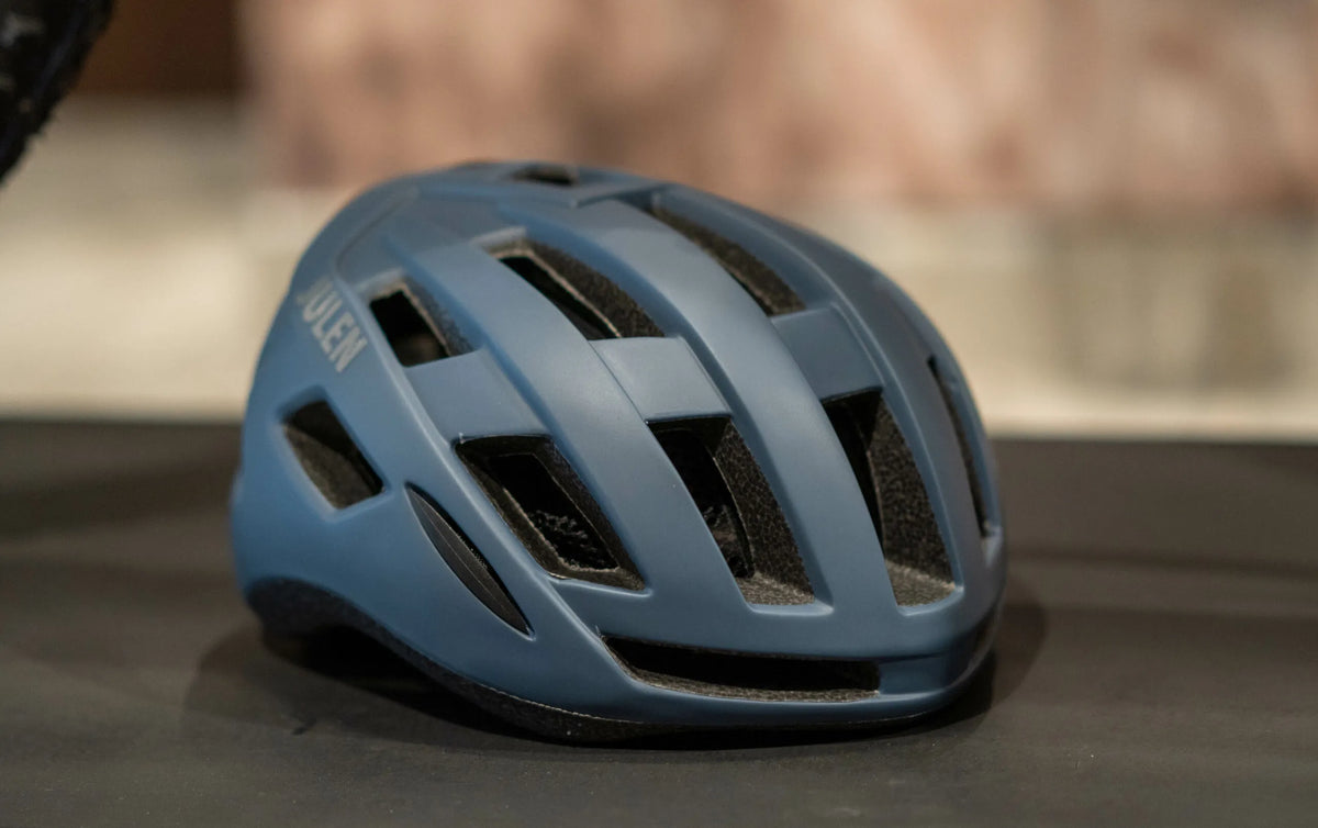 CASCO JULEN EVOL LED - NEGRO MATE / SIZE 54/57.CM