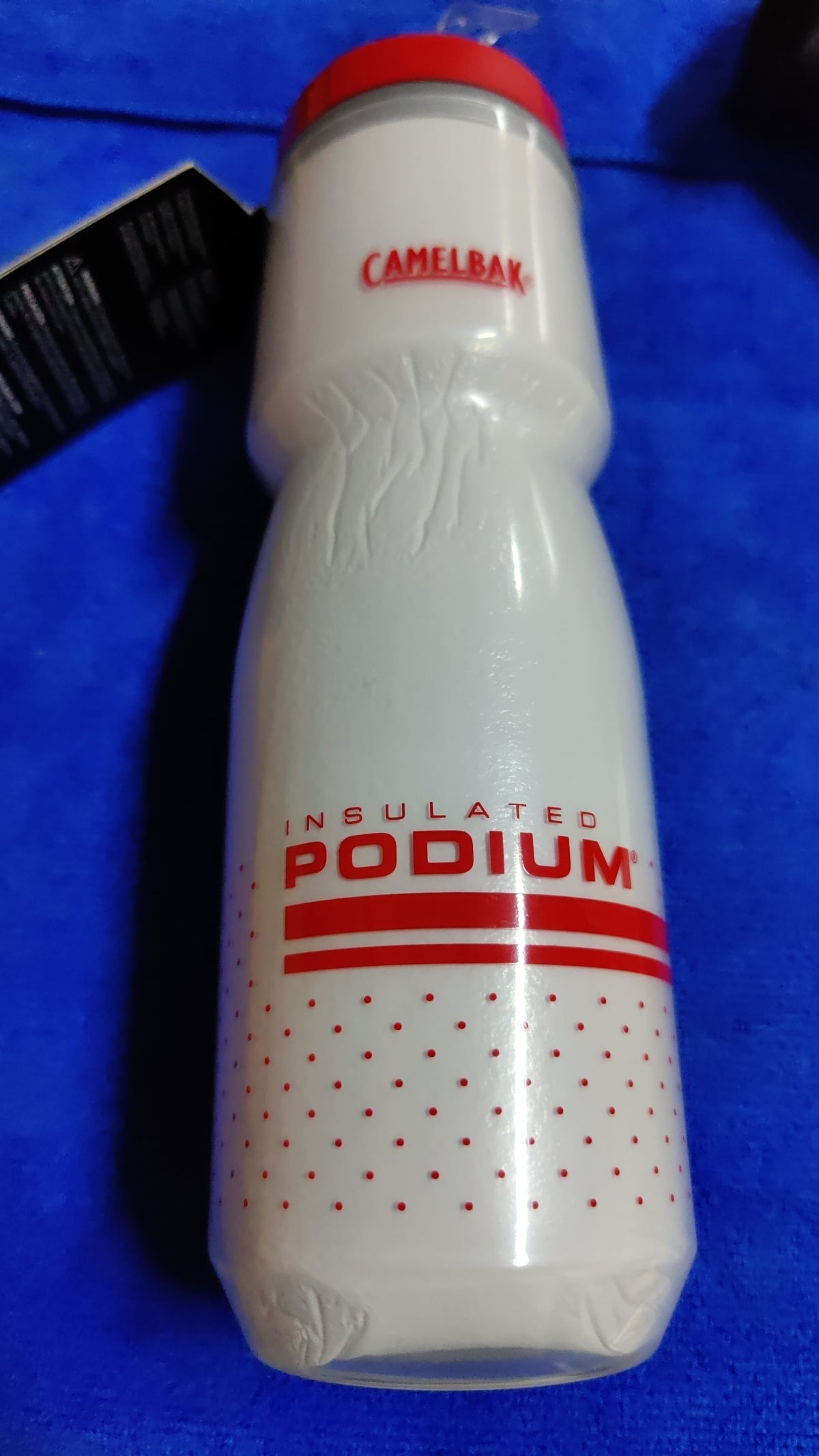 TERMO CAMELBAK INSULADO 21 ONZA BLANCO-ROJO